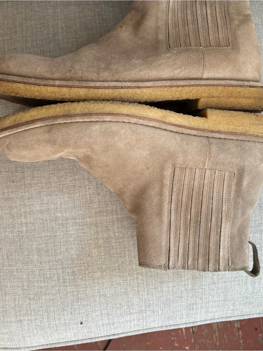 Vince Carmine Suede Chelsea Boots Crepe Sole - Made In Italy 12M